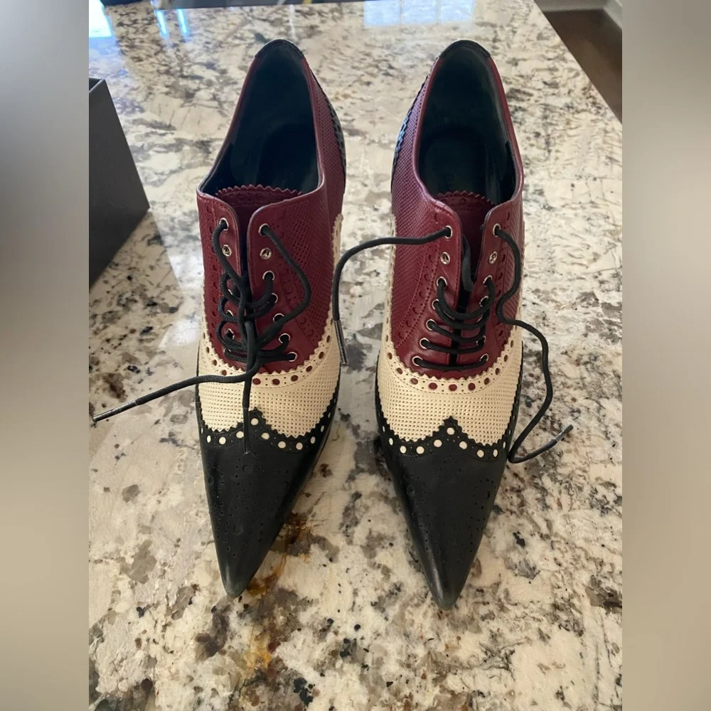 Gucci Heels - Picture 2 of 7